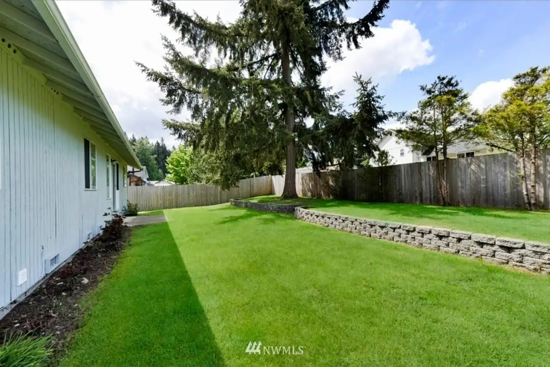 26115 193rd Pl SE - View 3