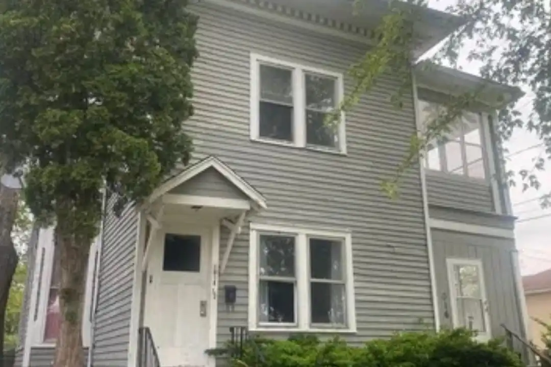 1016 Mallett St unit 1 – photo 1