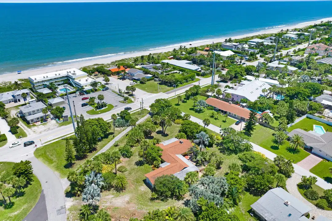 100 Tampa Ave - View 3