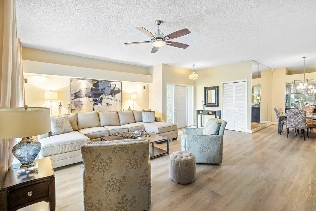 5070 Lake Catalina Dr #C - View 3