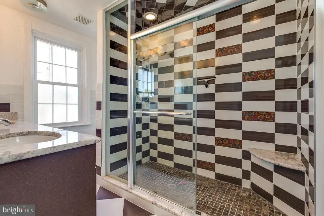 Apartment in Haddonfield - View 5