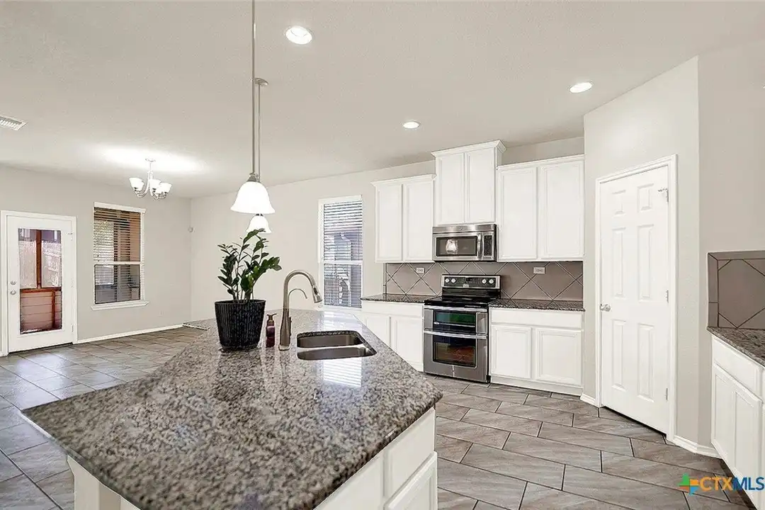 424 Landmark Falls - View 4