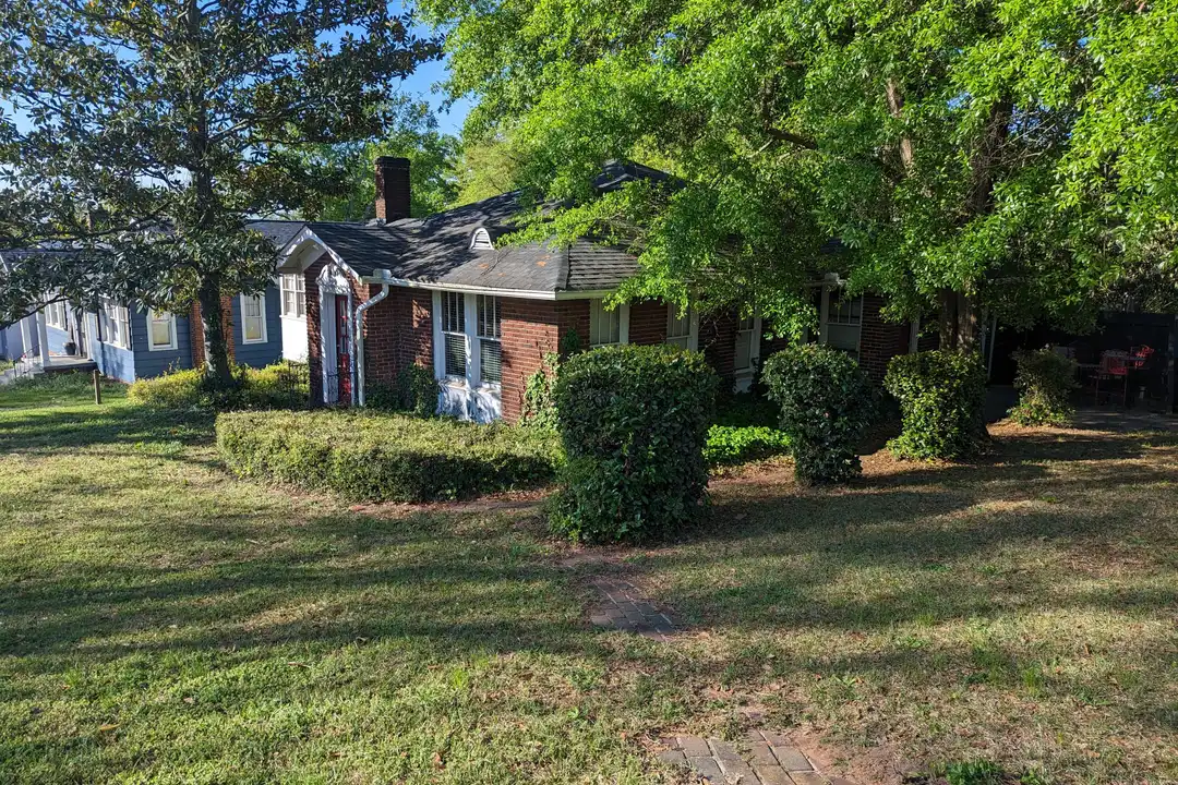 101 S Pickens St - View 3