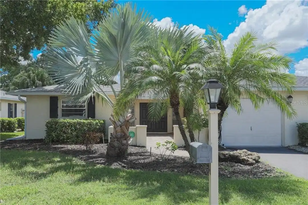 6986 W Country Club Dr N #6986 - View 2