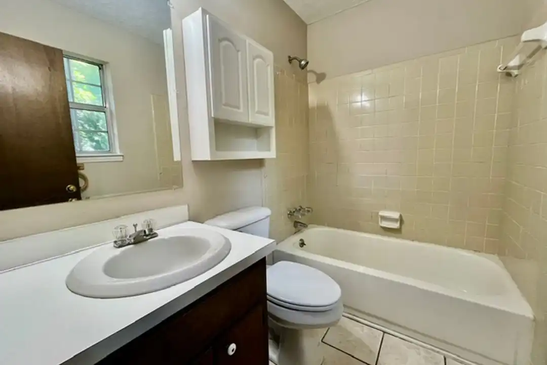 8a Fountain Square unit 8A Fountain Square - More