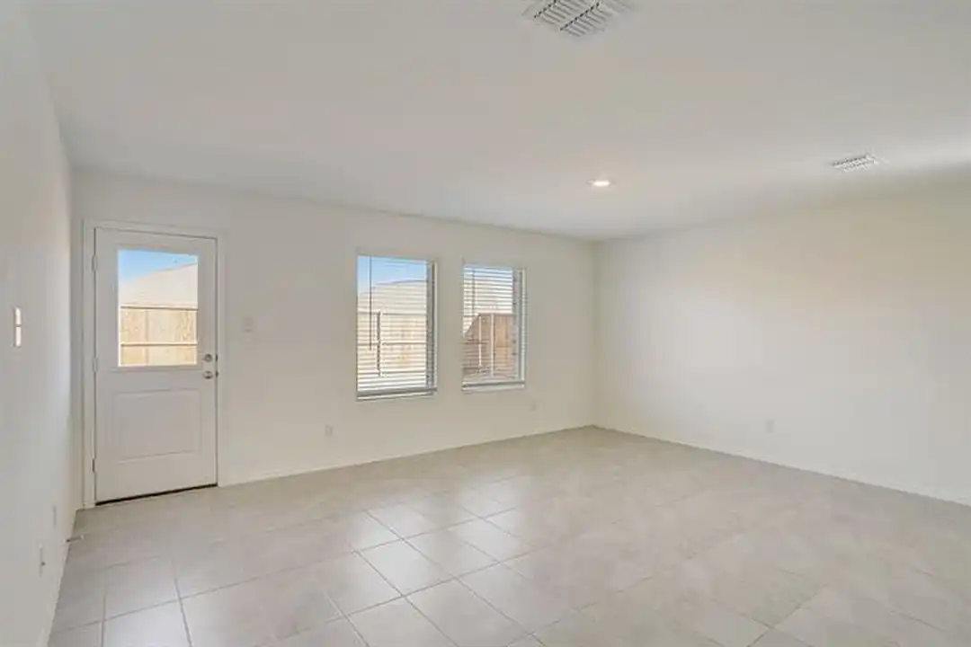2817 Watchpoint Rd - View 4