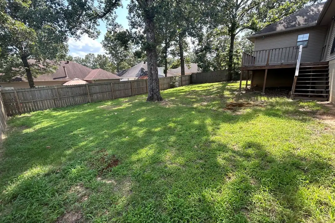4073 Willow Glen Cir - View 2