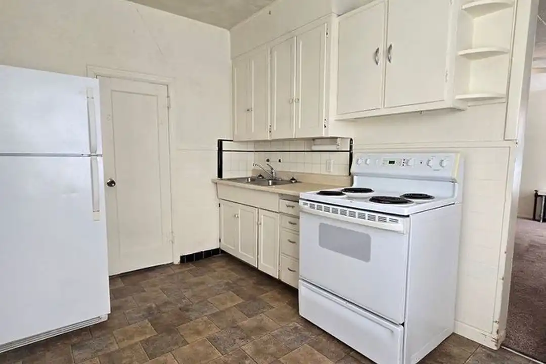 220 Cedar St - View 6