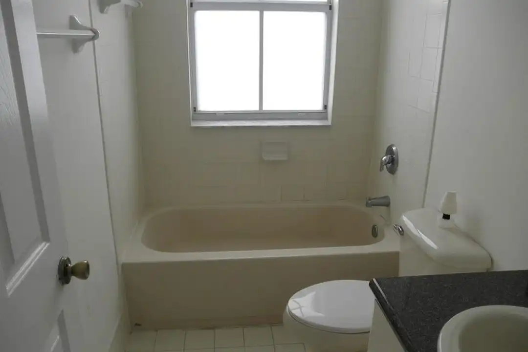 3308 Shoma Dr - More