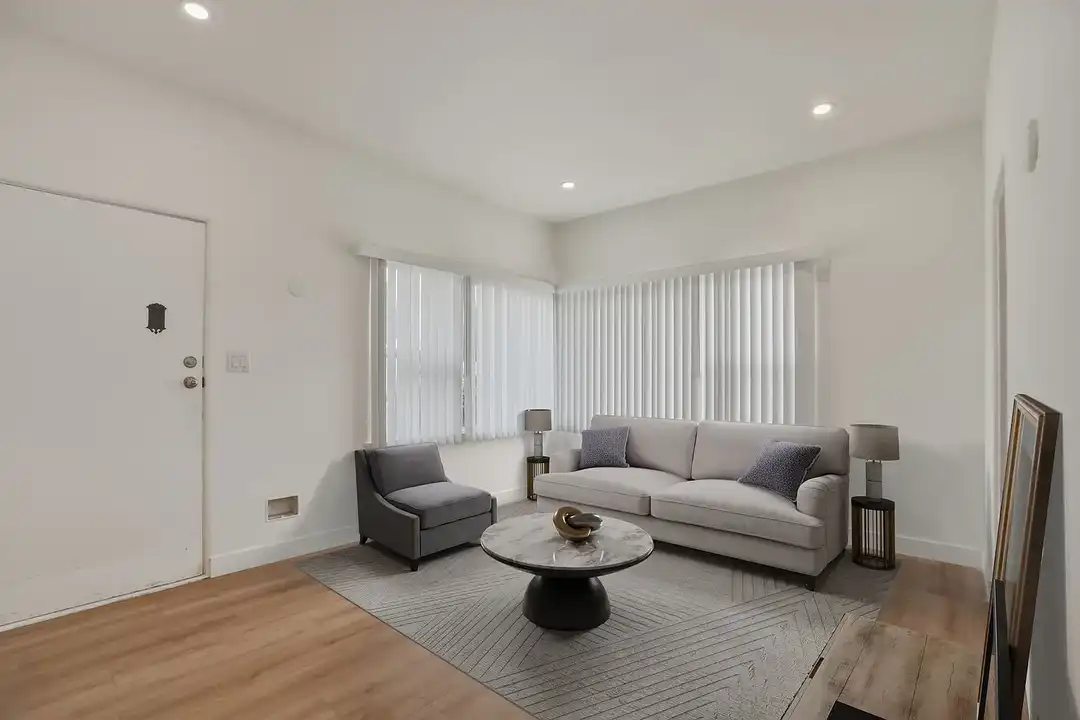 2317-2321 Ocean Park Blvd - View 2