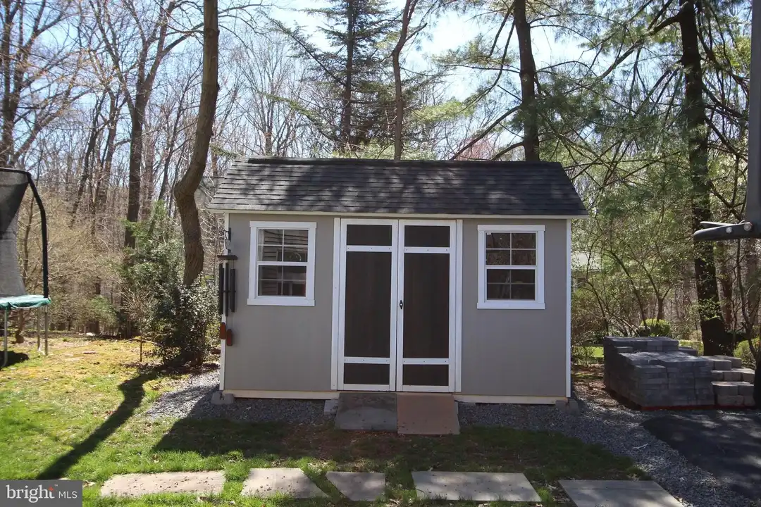 House in Oakton - More