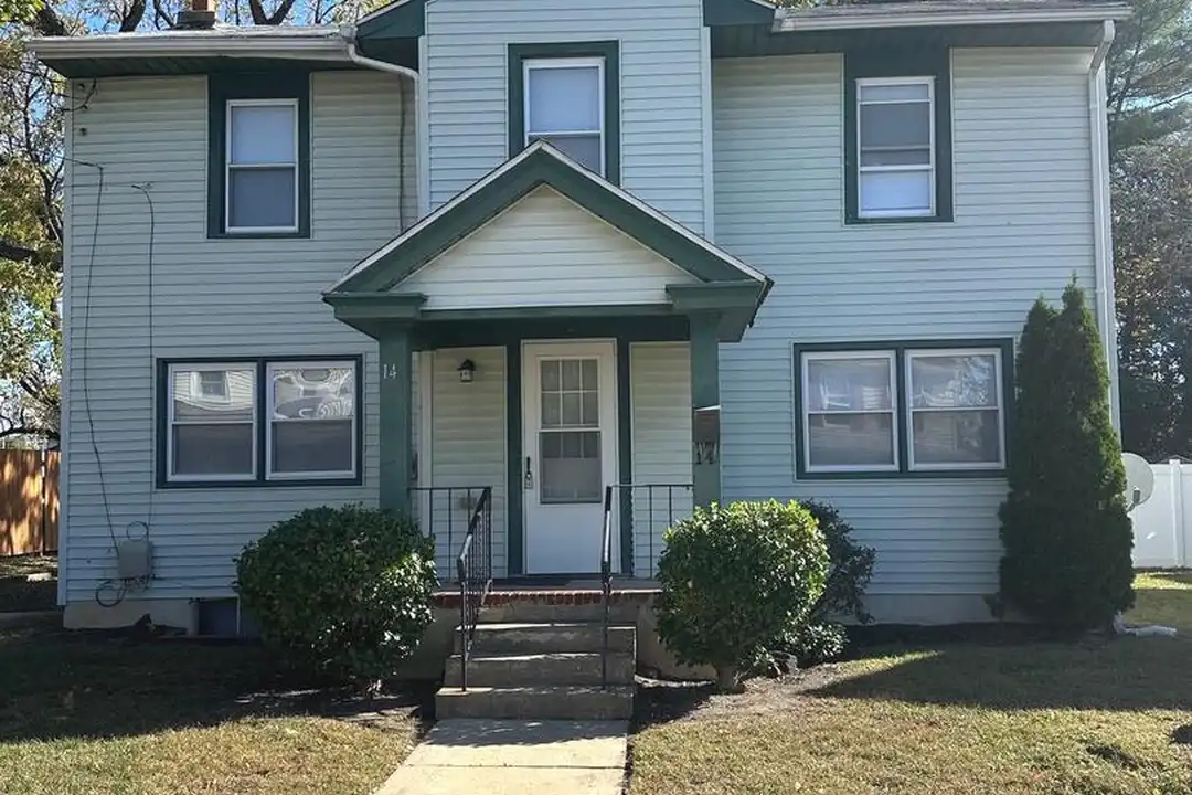 14 Williams St – photo 1