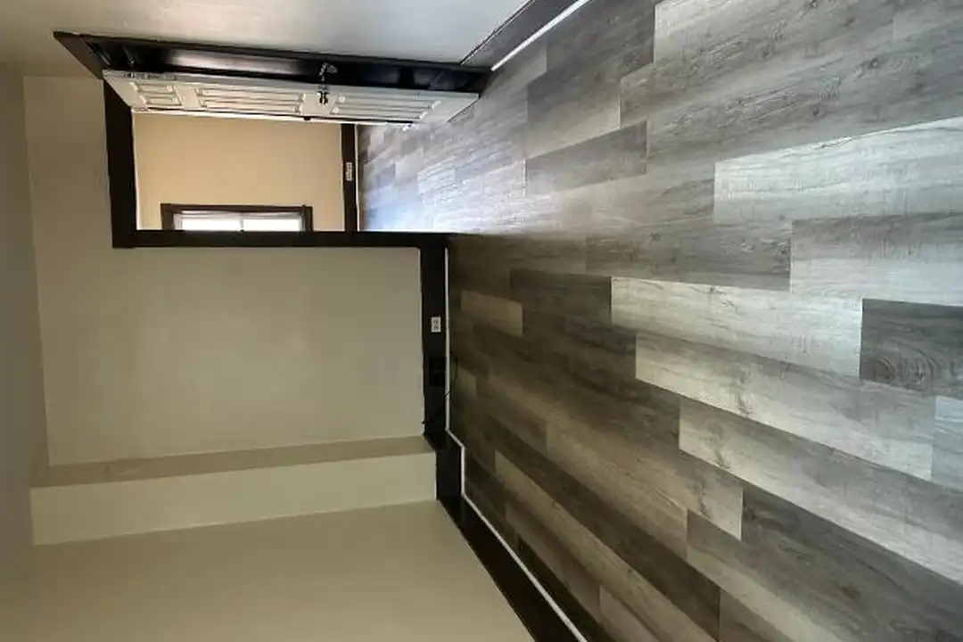 505 Broadway Ave unit # MC – photo 1 of 12