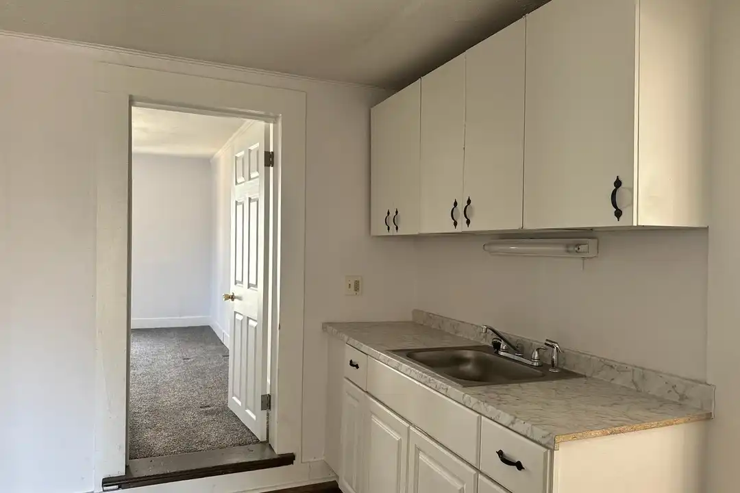 97 Franklin St #C - View 5