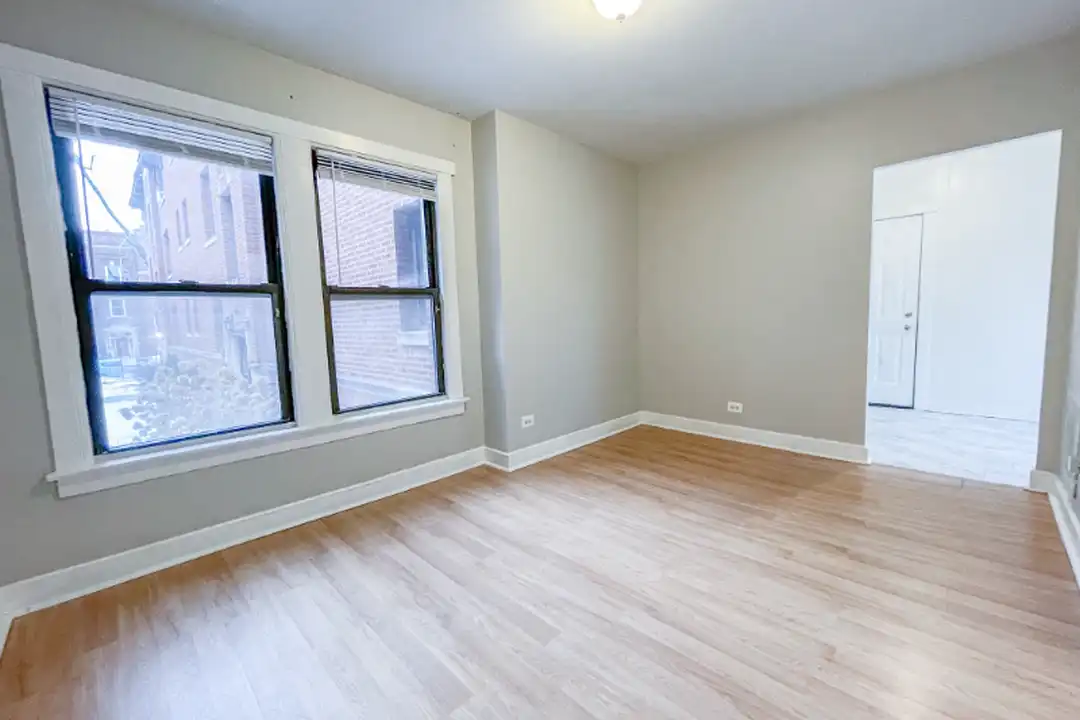 2627 N Spaulding Ave unit 1 - View 5