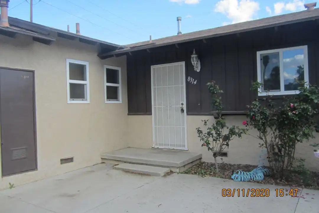 8314 Camelia Dr - View 3