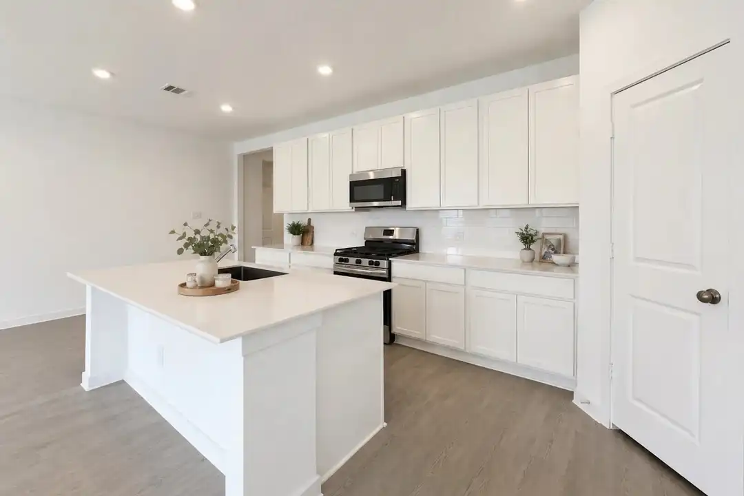 513 Robin Ct - View 4