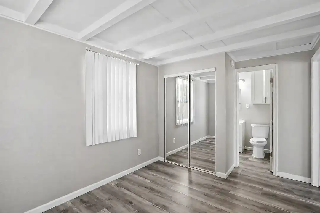 Moval Terrace Apartments - View 4