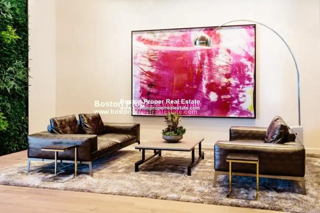Apartment in Boston - View 2
