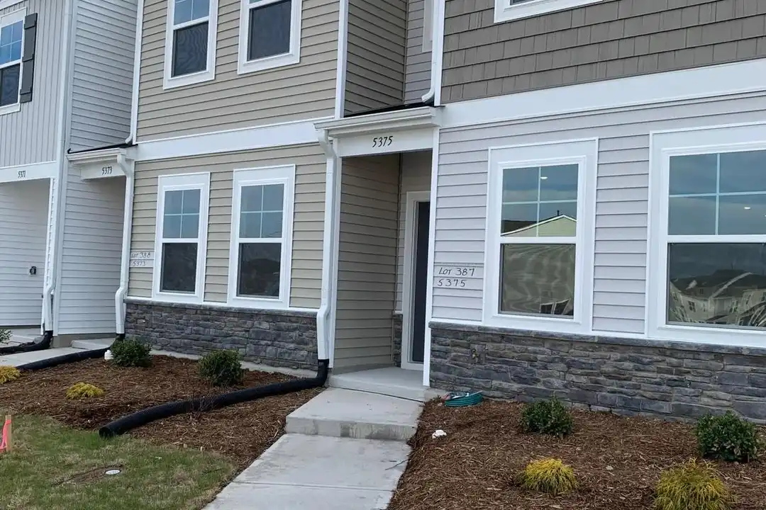 5375 Arkose Dr unit 5375 - View 2