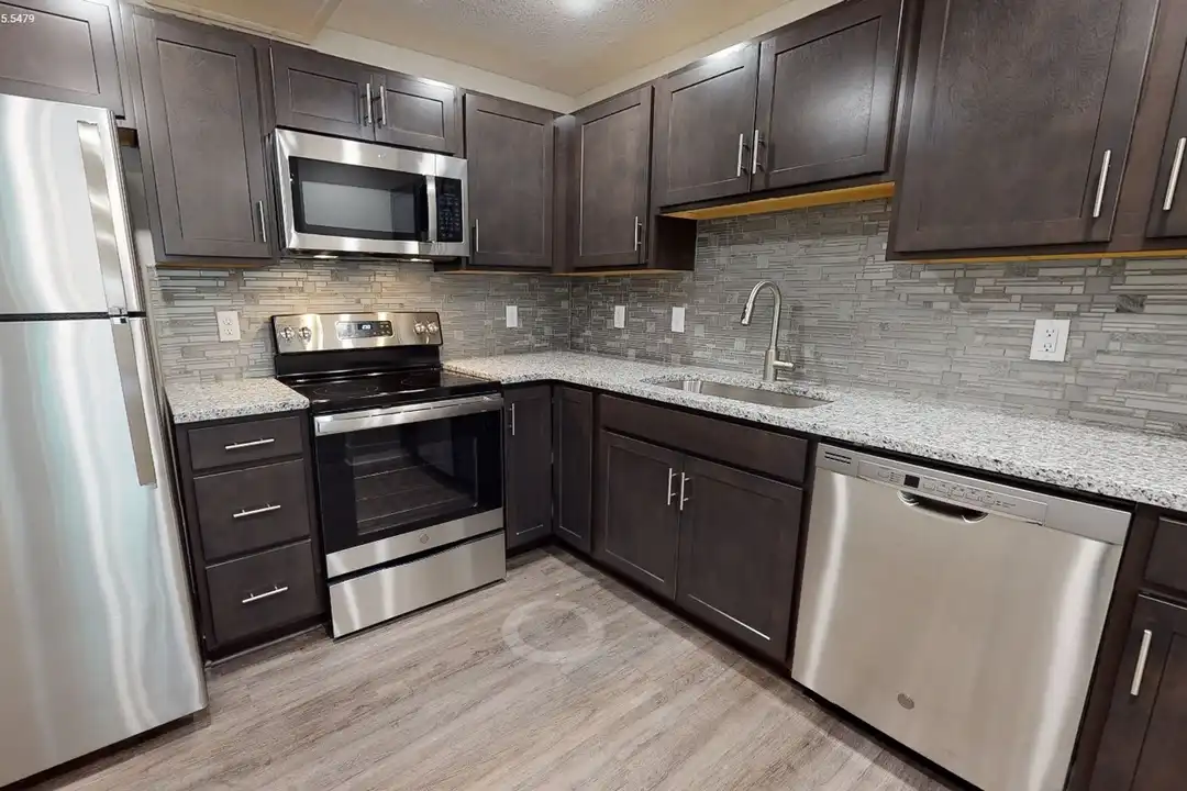 4001 Holdrege St unit #7 - View 3