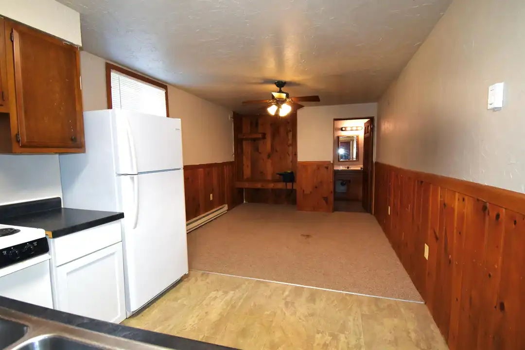 63 6th Ave N unit 3 – photo 1
