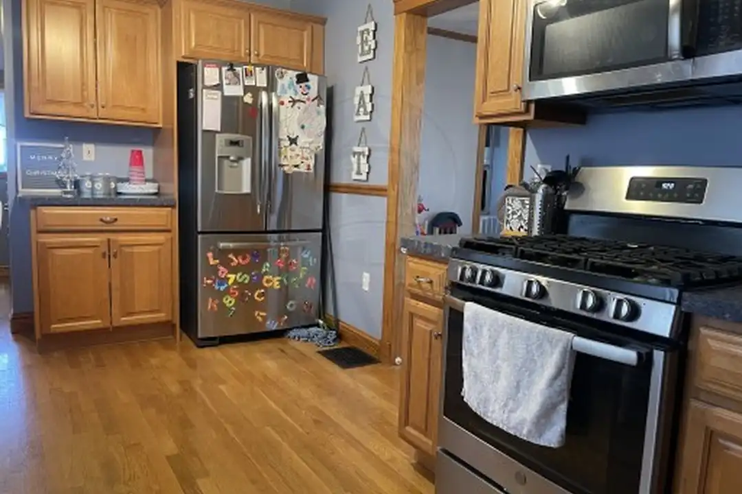 86 Dexter St unit sf – photo 1