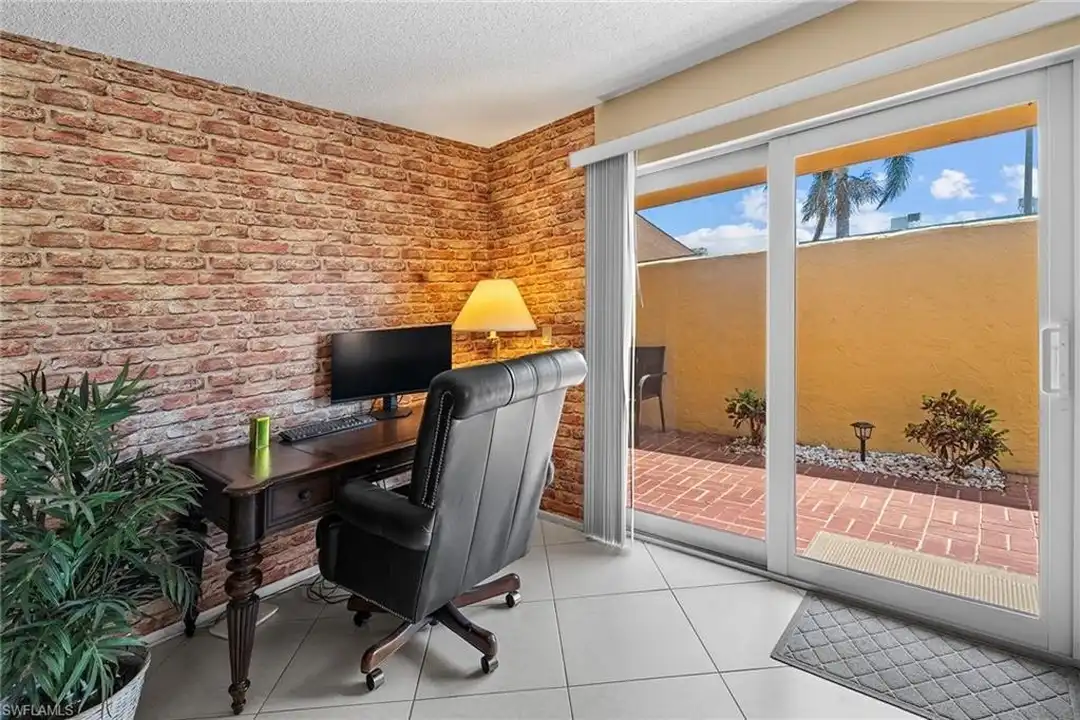 131 Teryl Rd #C3 - More