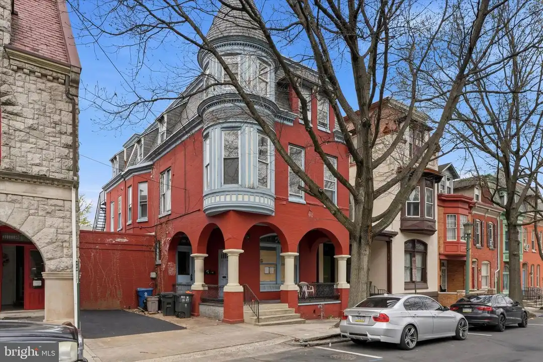 112 N 11th St unit 2 – photo 1