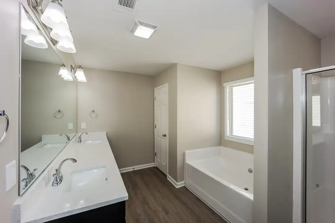 6494 Splitpine Ct - More