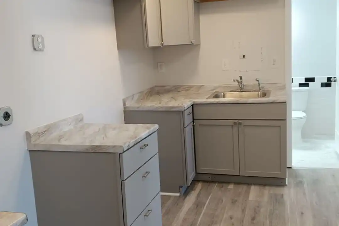 1940 W 96th St unit Apt 9 – photo 1