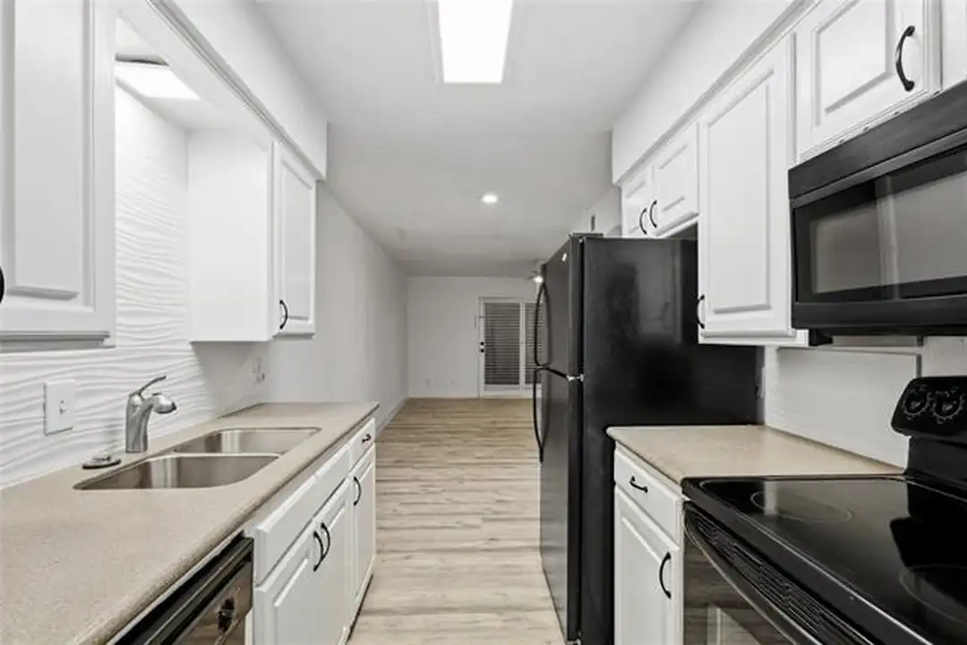 2729 Hurstview Dr unit C - View 6