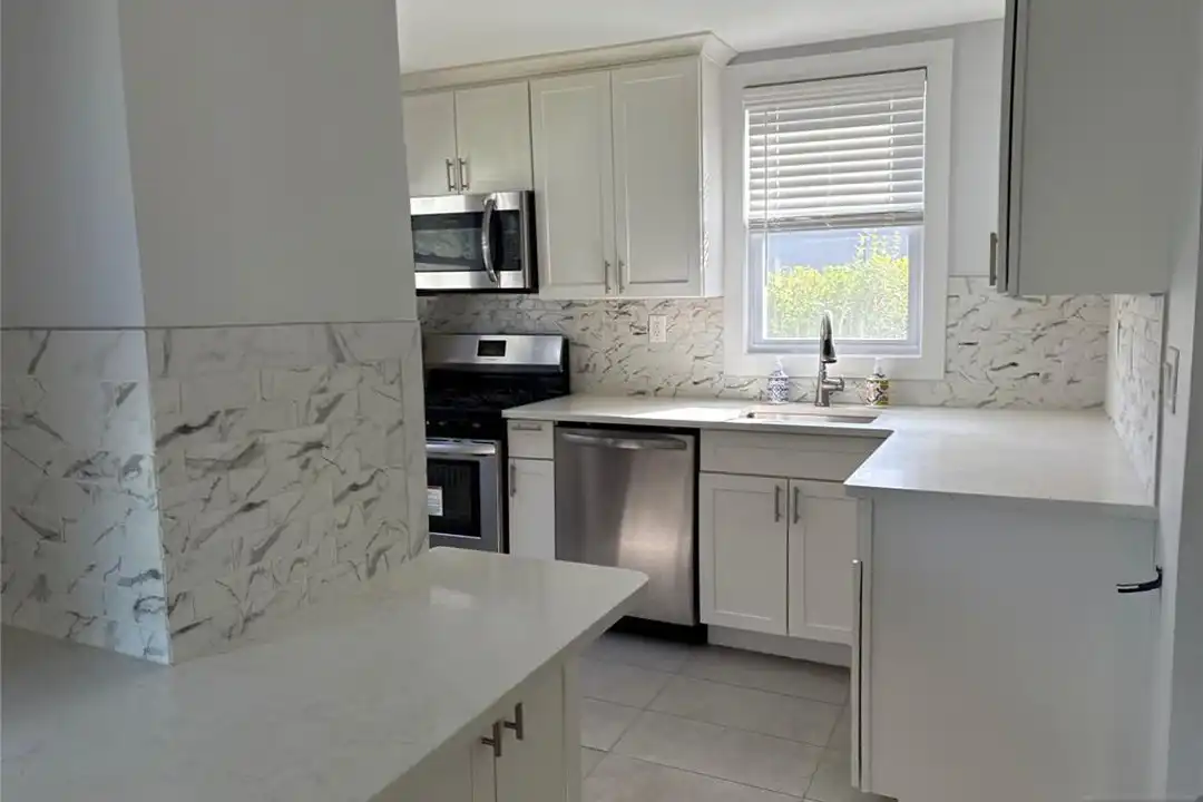 11 Holland Ave - View 6