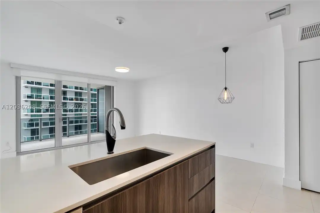488 NE 18th St #1805 - View 4