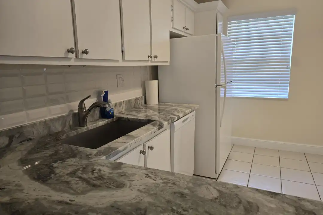 108 Lake Nancy Dr - View 4