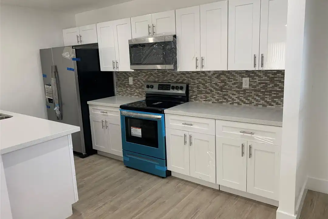 4121 Stirling Rd unit 401 - View 3