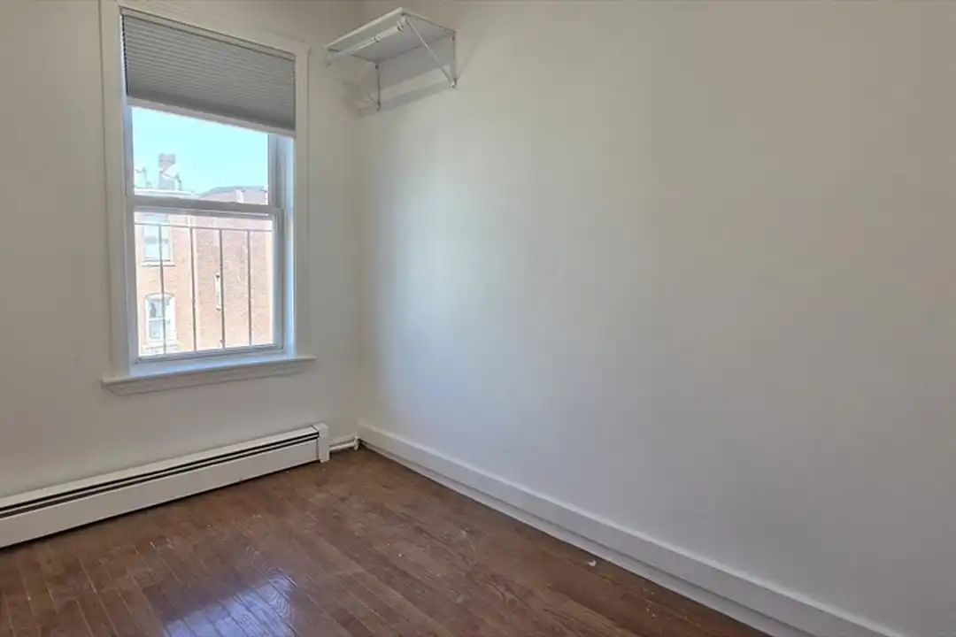 206 Chelsea St unit 2 - Pamja 3