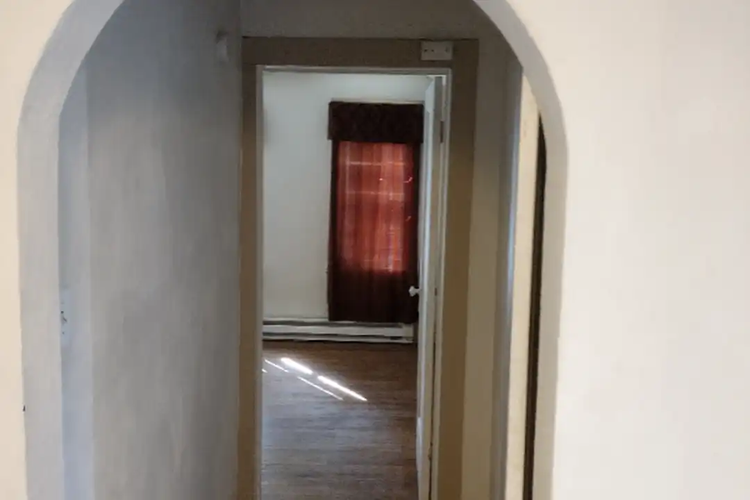 921 Carteret Ave unit 3 - View 6