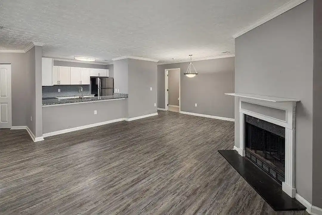 Midland Falls Apartment Homes – photo 1