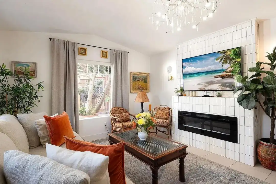 3838 Kettner Blvd – photo 1
