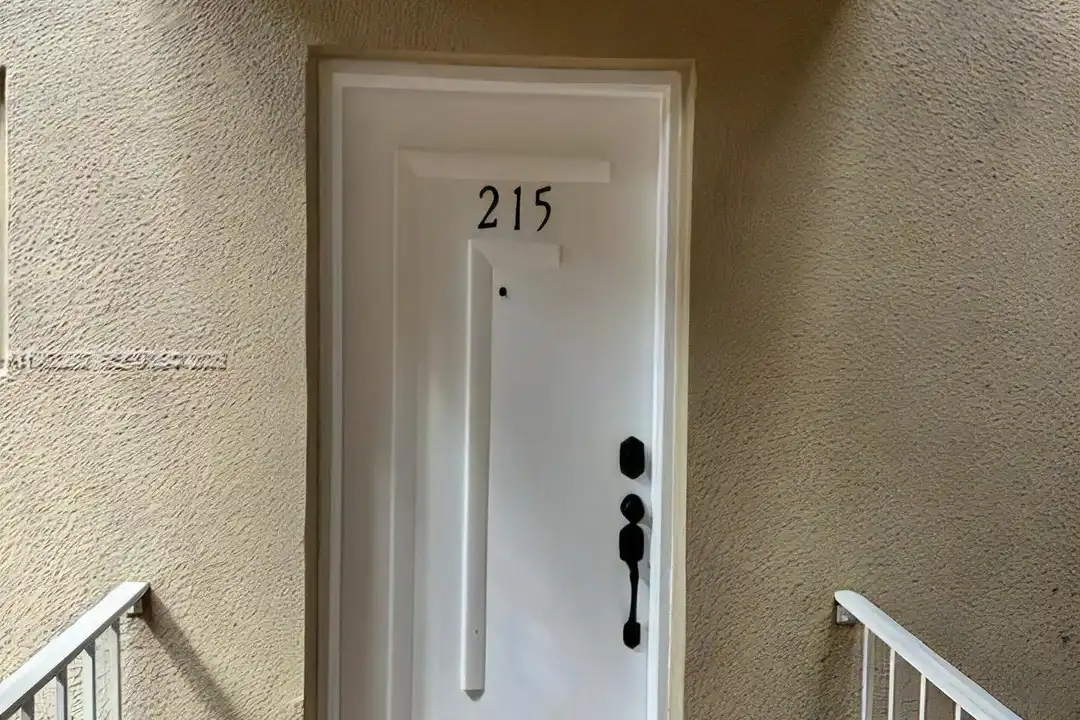 4255 N University Dr unit 215 - View 2