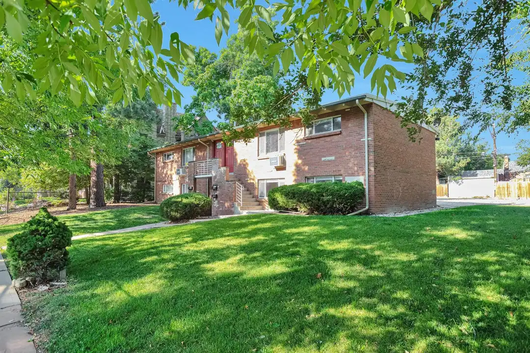 Apartment in Denver, West Colfax - View 2
