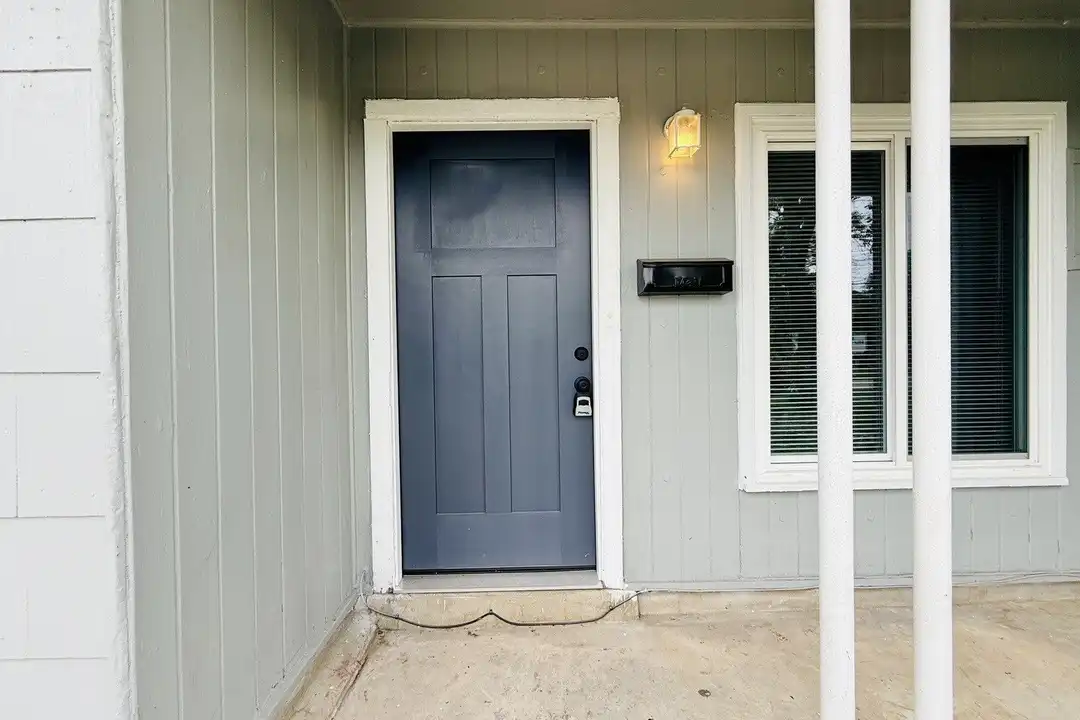 4535 Lark Ave - View 3
