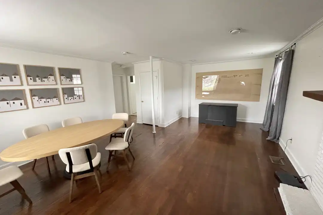 2613 Westwood Dr - View 5