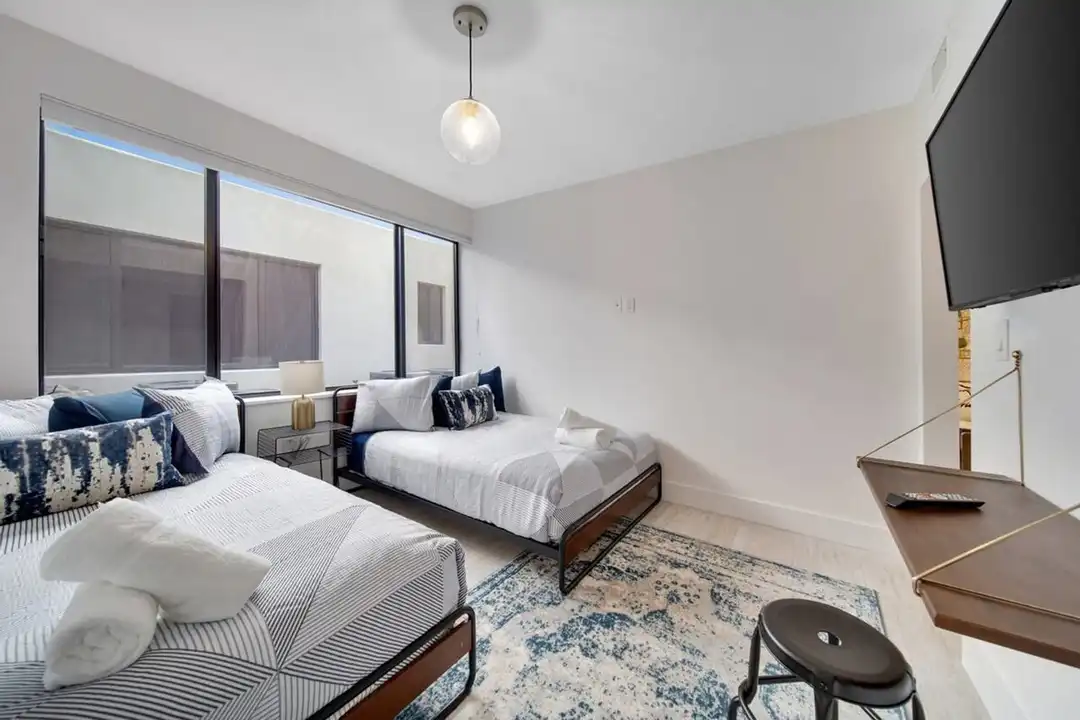 1432 SW 22nd Ave unit 1388875P - View 5