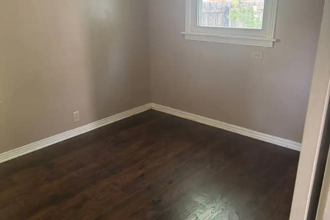 409 N Wyandotte Ave - View 6