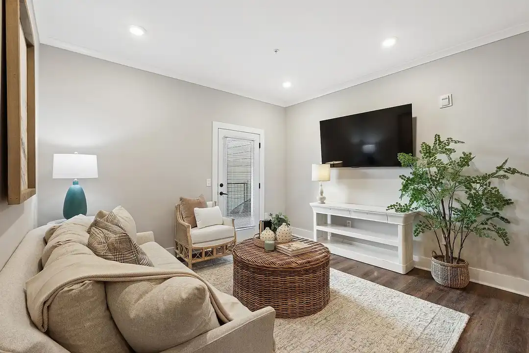 Pointe Grand Daytona - View 3