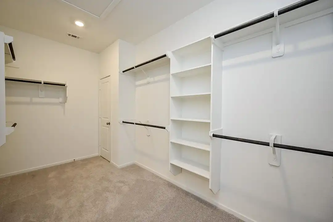 6427 Seafoam Lake Dr - View 5