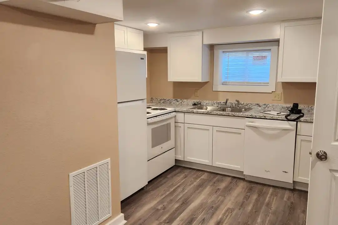 1215 Vattier Street unit Vattier 1215 BSMT - View 2