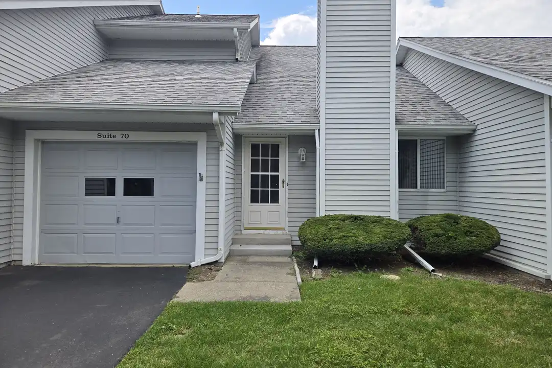 6955 Dorr St unit 70 – photo 1